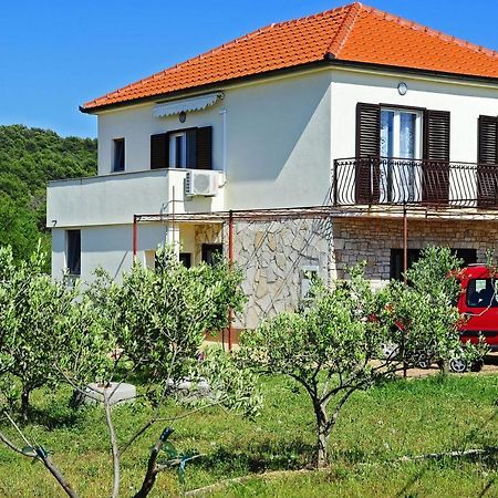 Apartments With A Parking Space Gornje Selo, Solta - 15545 Grohote Εξωτερικό φωτογραφία