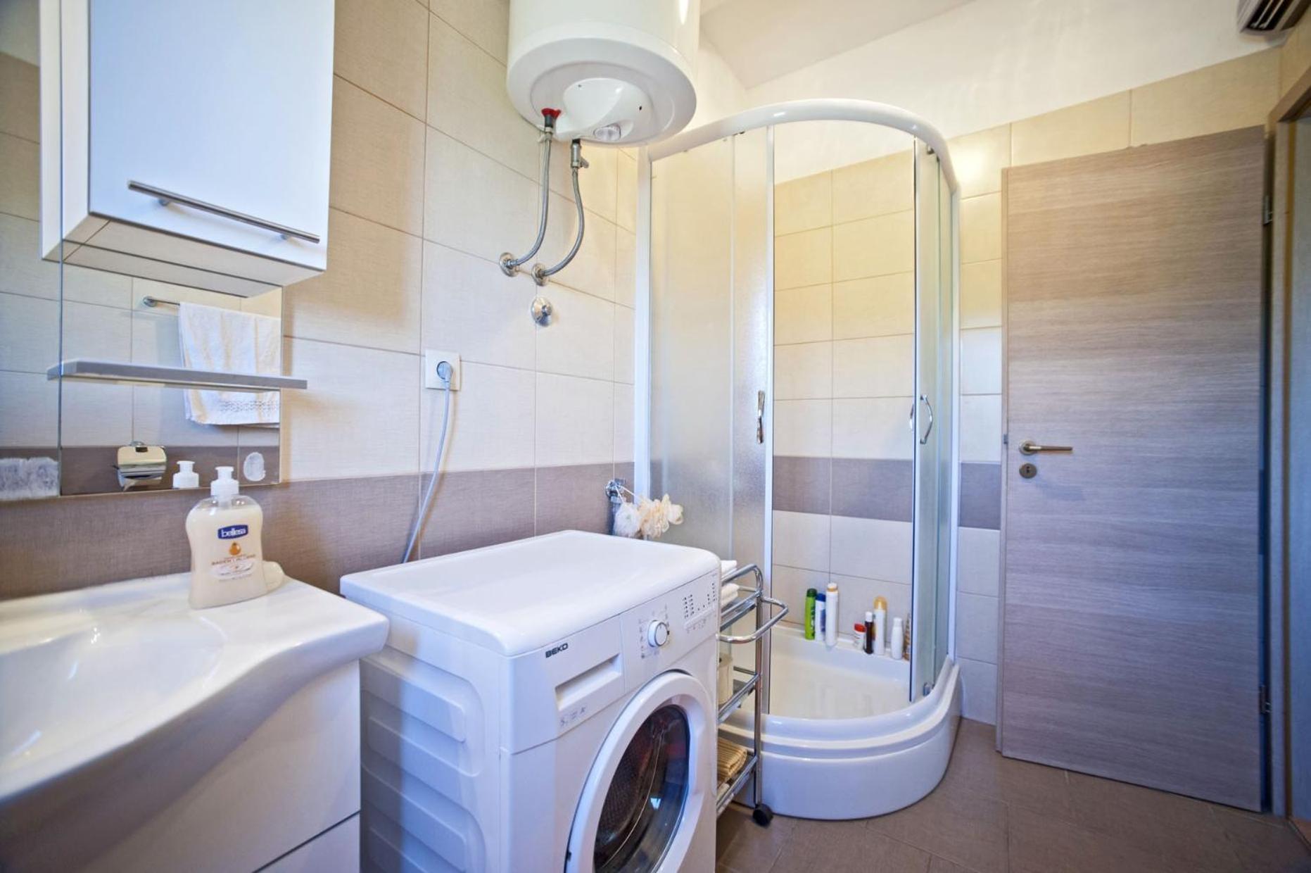Apartments With A Parking Space Gornje Selo, Solta - 15545 Grohote Δωμάτιο φωτογραφία